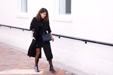 के बारे में नवीनतम कंपनी की खबर हर पोशाक के साथ हैंडबैग को कैसे स्टाइल करें: 12 स्टाइल पैनल-अनुमोदित टिप्स  1