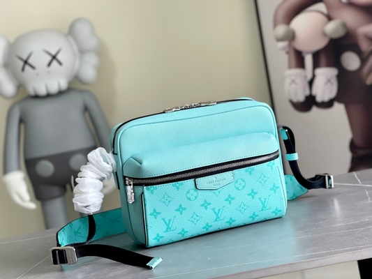 लुई Vuitton ब्रांडेड मेन्स बैग मोनोग्राम यूनीसेक्स M30233 आउटडोर मैसेंजर और शोल्डर बैग