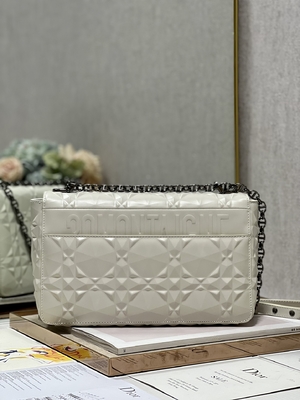 CHRISTIAN DIOR मिनी स्लिंग बैग ब्रांडेड हैंडबैग CARO M9241 BANK 030